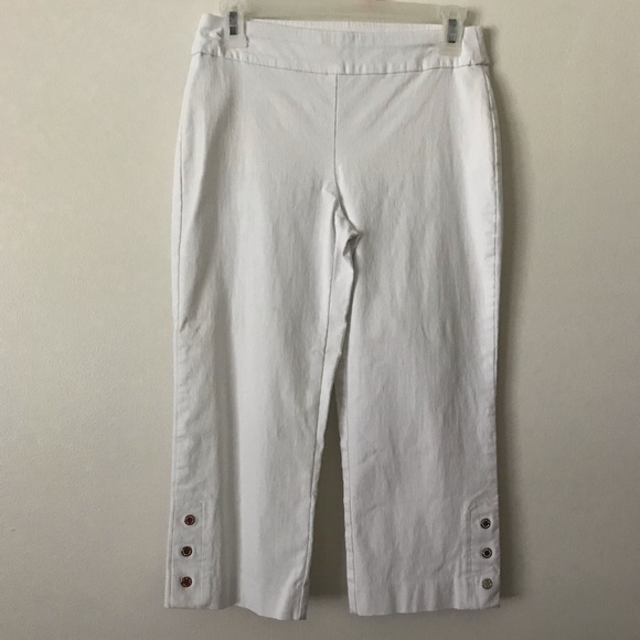 JM Collection White Capris 🩳 - Picture 1 of 8